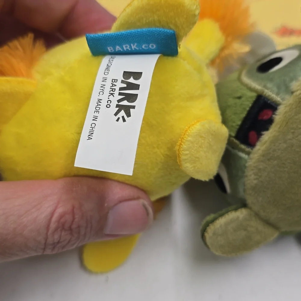 Bark Plush Dog Toy Pride‎ & Prey-Judice Sizw Small 0-20 Pounds NWT